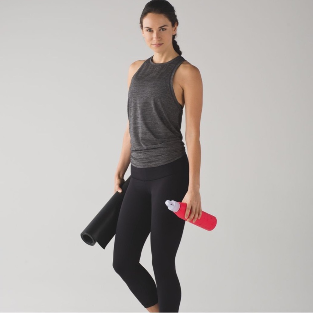 Lululemon Hot Like Agni Racerback Singlet Heathered Black Gray Tank Top Size 6